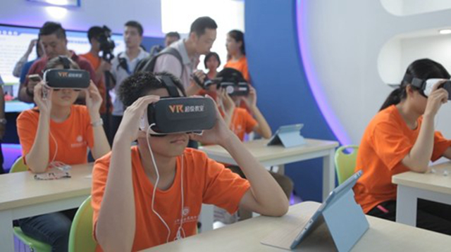vr课堂苹果版苹果手机能看vr视频吗-第1张图片-太平洋在线下载