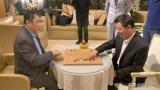 大圣棋牌手机版下载苹果版360游戏大厅手机版苹果版-第2张图片-太平洋在线下载